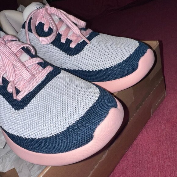 Kizik Athens Men's Unisex & Women's Bahama Shoes Sneakers! New* - Picture 2 of 11